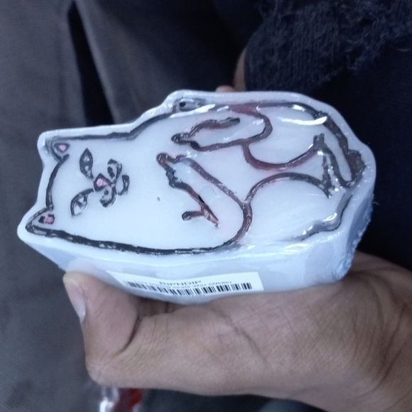 Rip n Dip Skating Wax - Picture 3 of 3